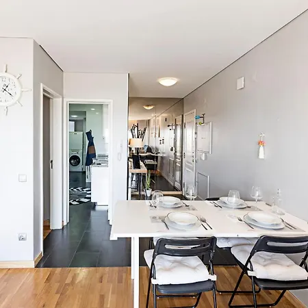 Apartmán Seaside View 2br In Povoa By Lovelystay