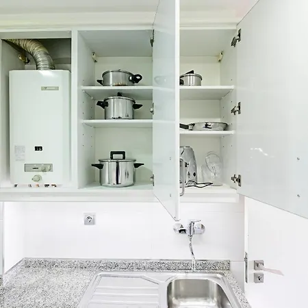 Seaside View 2br In Povoa By Lovelystay