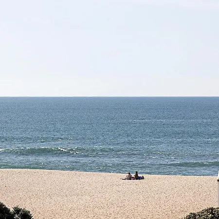 Seaside View 2br In Povoa By Lovelystay * Póvoa de Varzim
